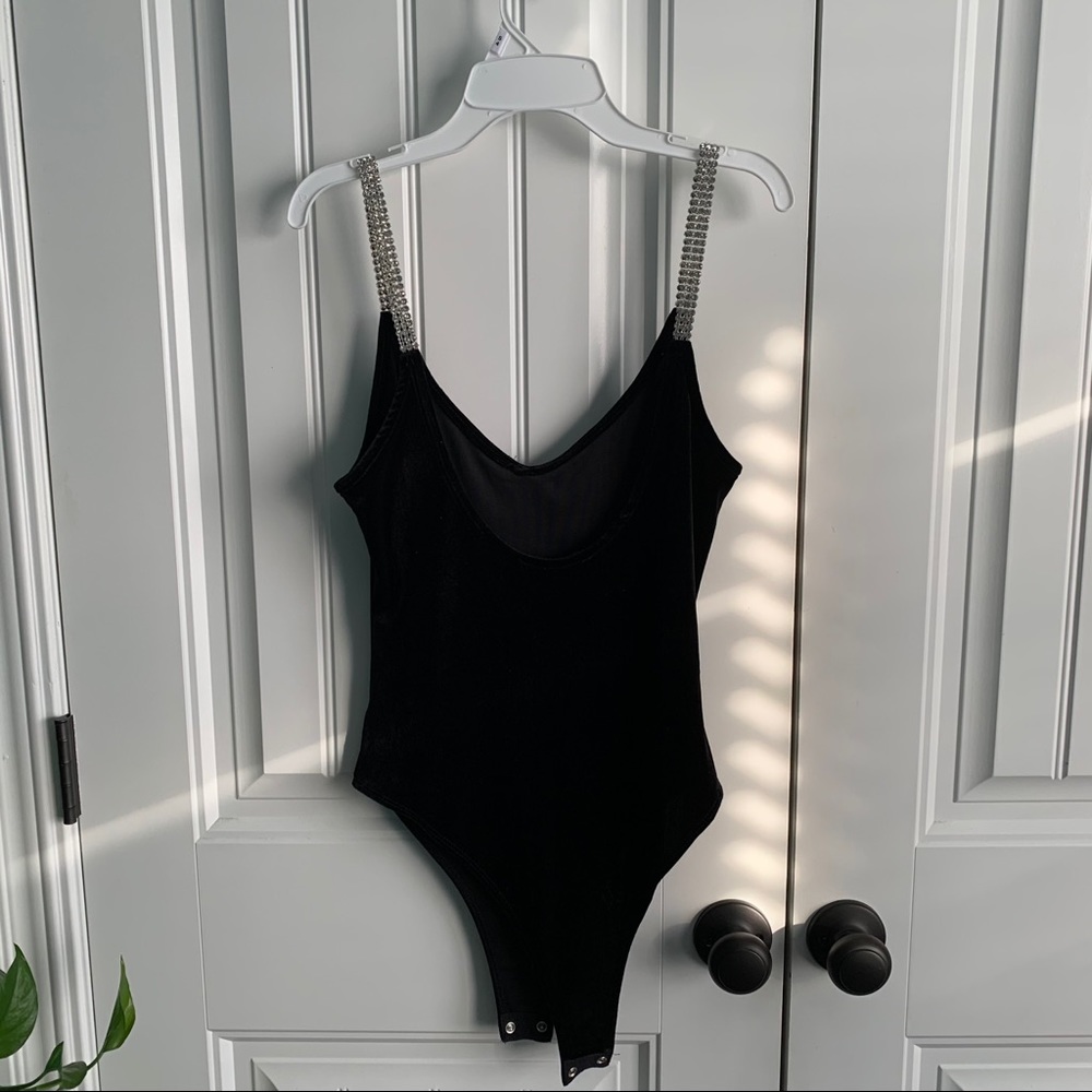 Black Velvet Bodysuit - Picture 2 of 4